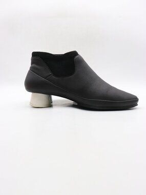 Camper Alright Boots Women's Size EU 40 Heeled Black Leather Pull On